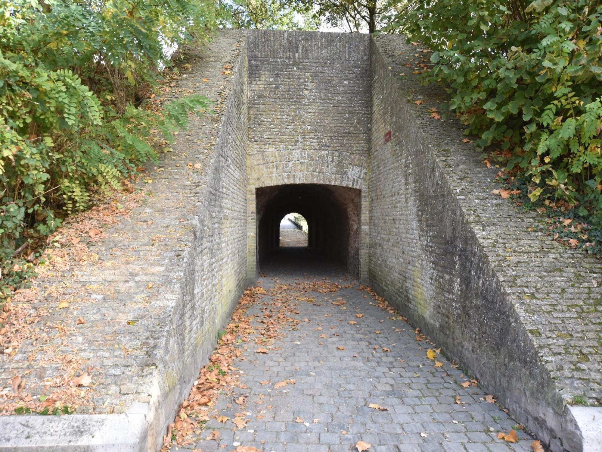 Studio In Ieper With Terrace 外观 照片